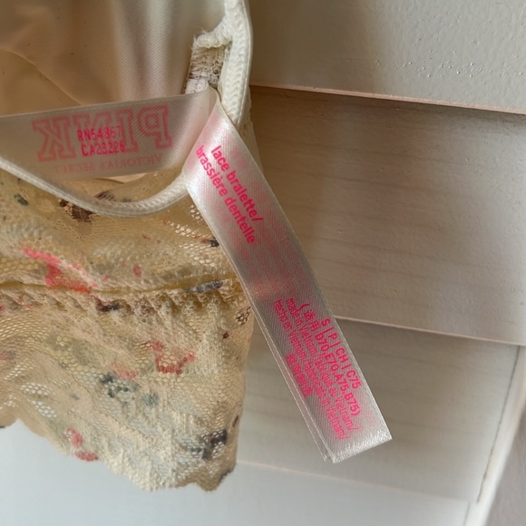 PINK by Victoria’s Secret - Lace Bralette - Small - Picture 6 of 6